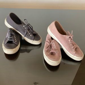 Superga Sneakers 2 pairs.